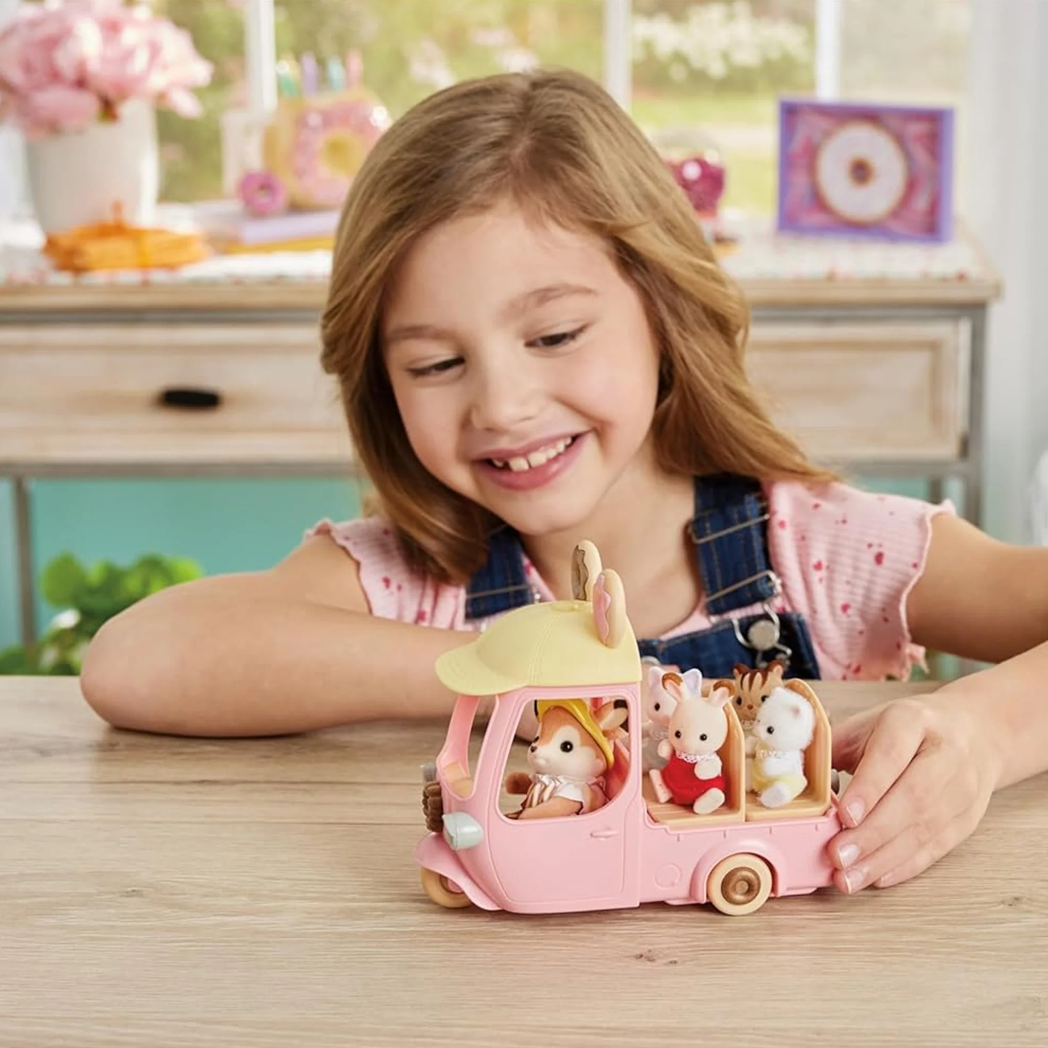 Sylvanian Families Dip Dip Donut Wagon - Image 5