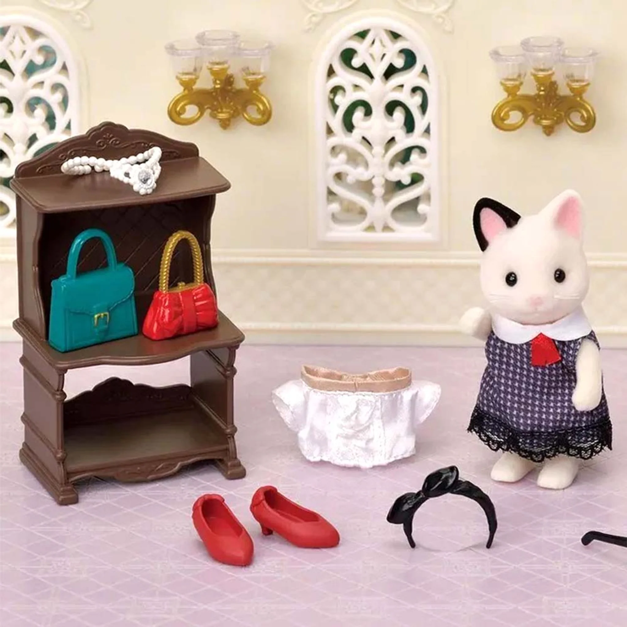 Sylvanian Families Fashion Play Set - Tuxedo Cat - Image 2