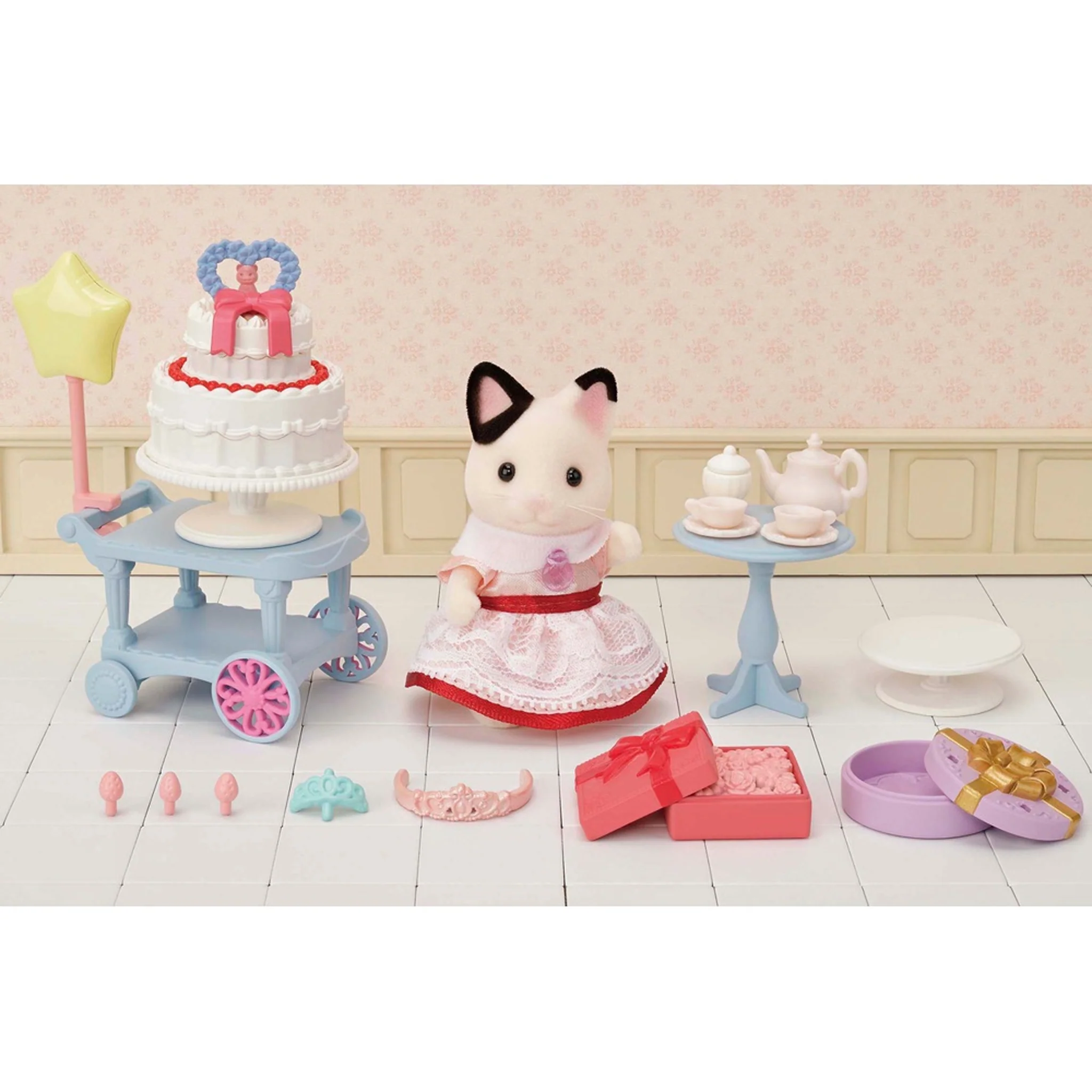 Sylvanian Families Party Time Playset Tuxedo Cat Girl - Image 3