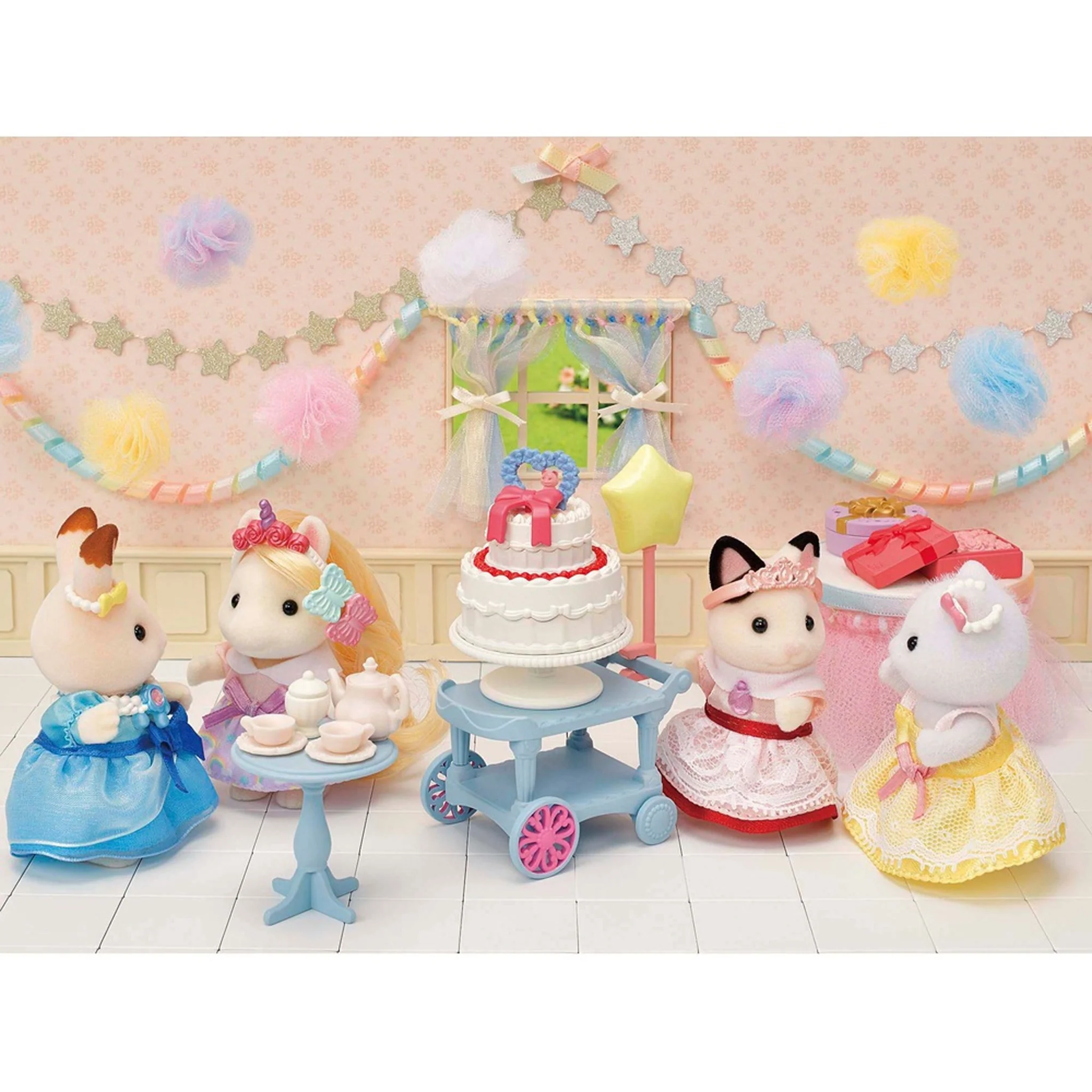 Sylvanian Families Party Time Playset Tuxedo Cat Girl - Image 4