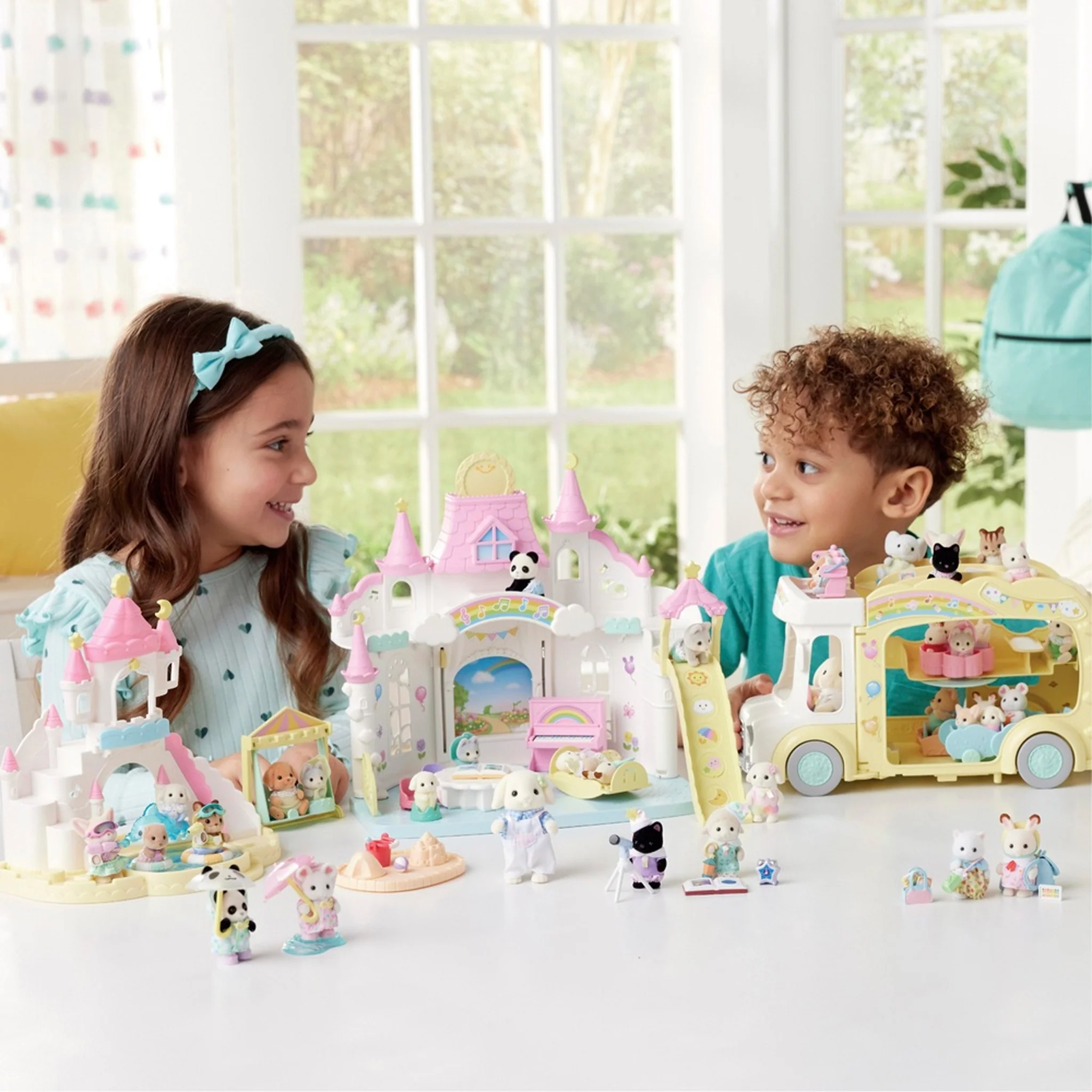 Sylvanian Families Sunny Castle Nursery Set - Image 7