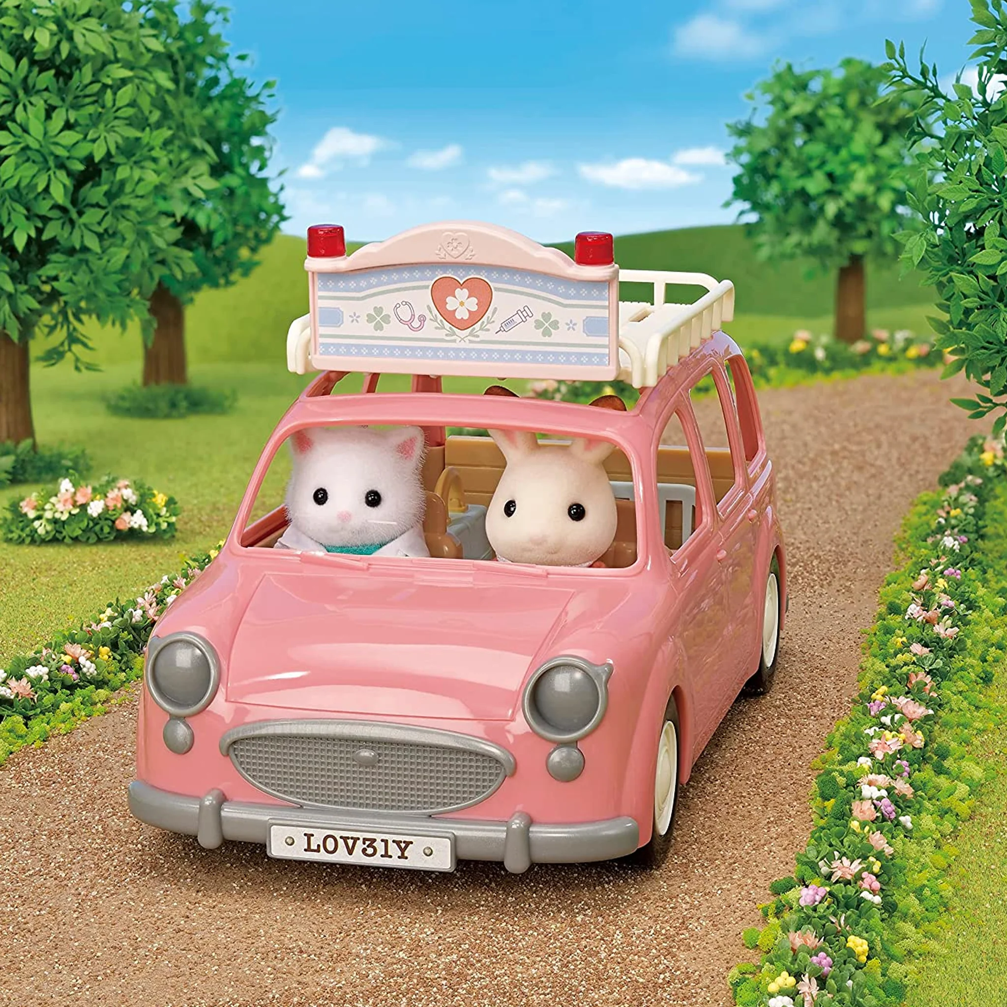 Sylvanian Families Village Doctor Starter Set - Image 11