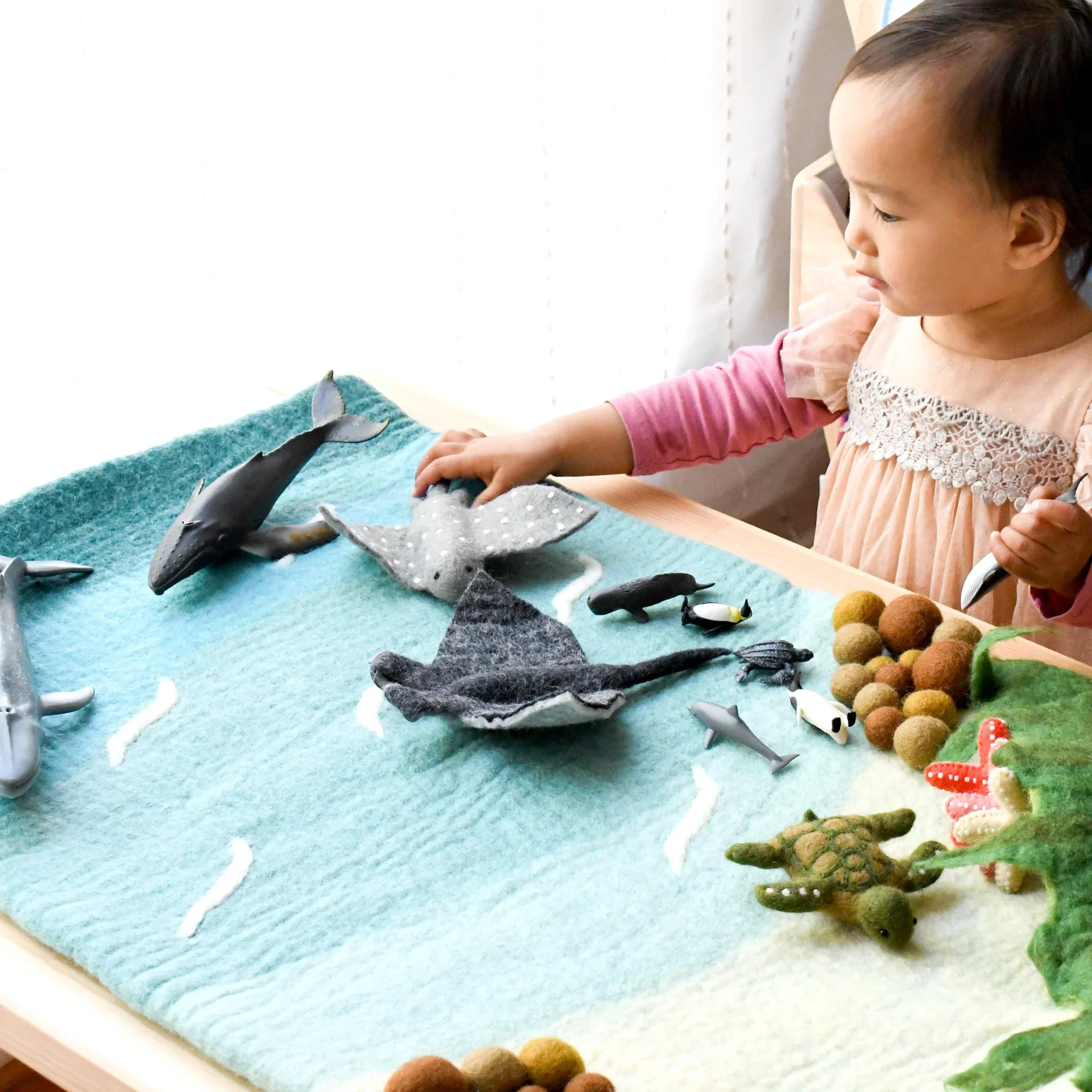 Tara Treasures: Sea and Rockpool Play Mat Playscape - Large - Image 4