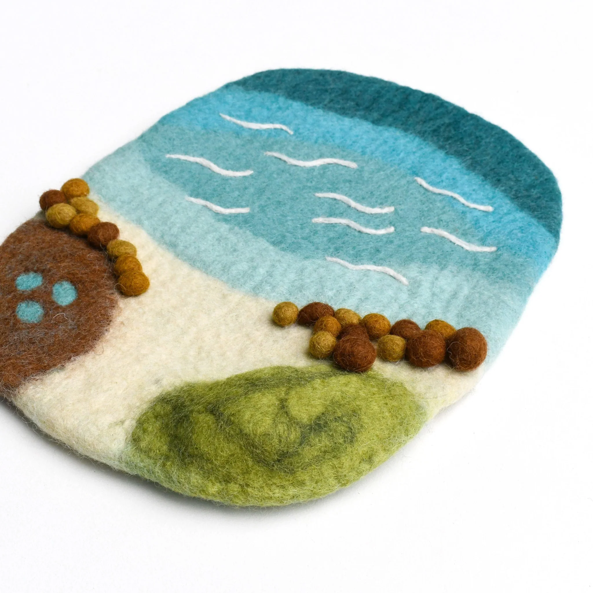 Tara Treasures: Sea, Beach and Rockpool Play Mat Playscape - Image 4